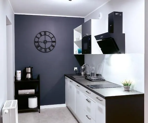 Laguna 13 Z Garazem -spa ポラニツァ・ズドゥルイ