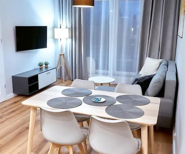 Laguna 13 Z Garazem -spa アパート ポラニツァ・ズドゥルイ