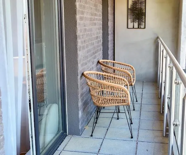 Laguna 13 Z Garazem -spa * ポラニツァ・ズドゥルイ