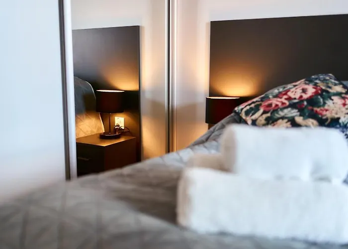 Laguna 13 Z Garazem -spa アパート *