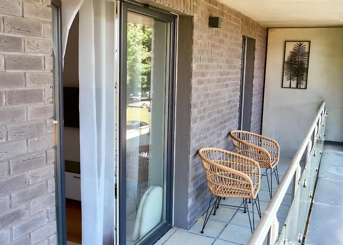 Laguna 13 Z Garazem -spa アパート *