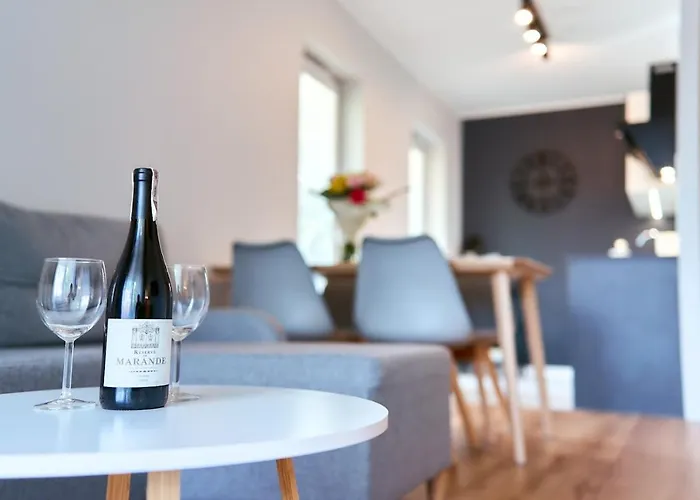 Laguna 13 Z Garazem -spa * ポラニツァ・ズドゥルイ